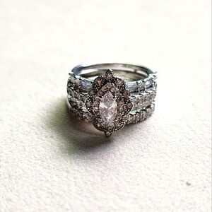 Marquise neil lane wedding set with enhancer